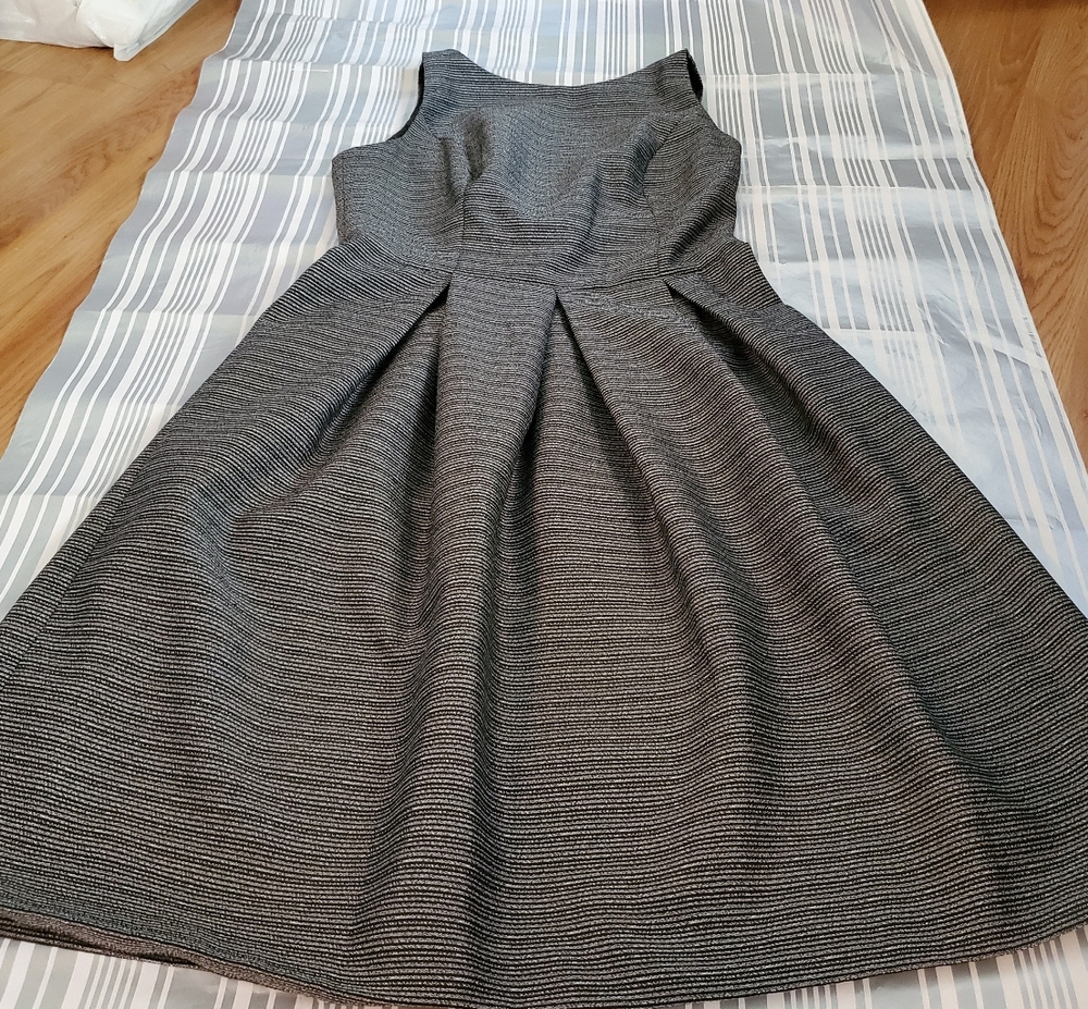 9&CO DRESS SIZE 2
